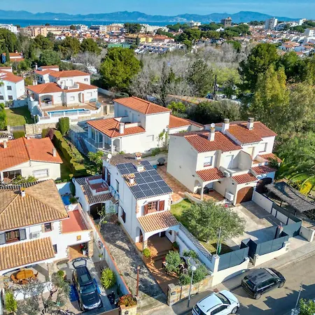 Ricabella Holiday home *